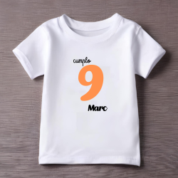 Camiseta cumplo con número en NARANJA y nombre (Castellano) | Son Colores