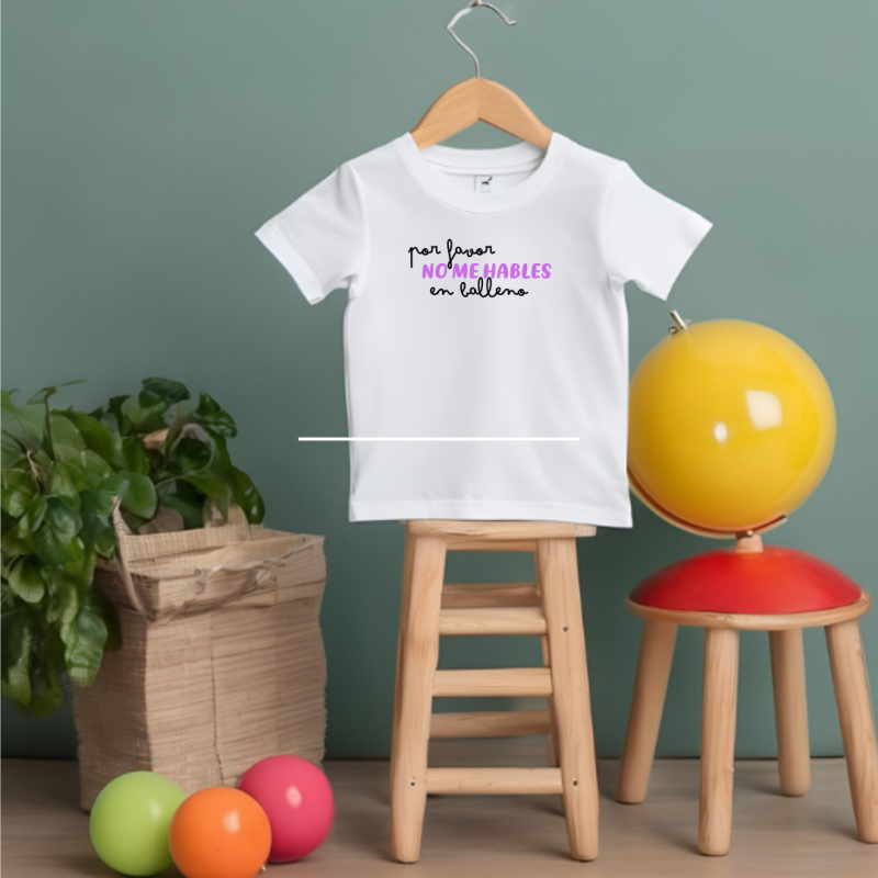 Camiseta POR FAVOR NO ME HABLES EN BALLENO en LILA Camiseta POR FAVOR NO ME HABLES EN BALLENO en LILA