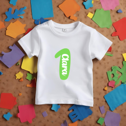 Camiseta cumple con número en VERDE y nombre | Son Colores