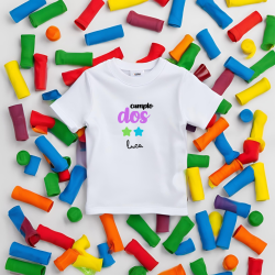 Camiseta cumplo con numero en letras LILA y nombre (castellano) | Son Colores